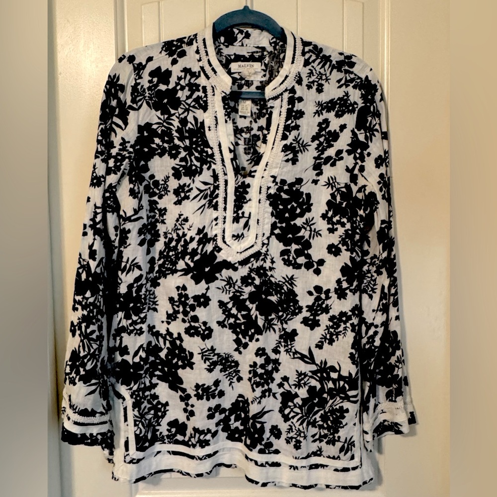 Like New Linen Floral Tunic Blouse size M